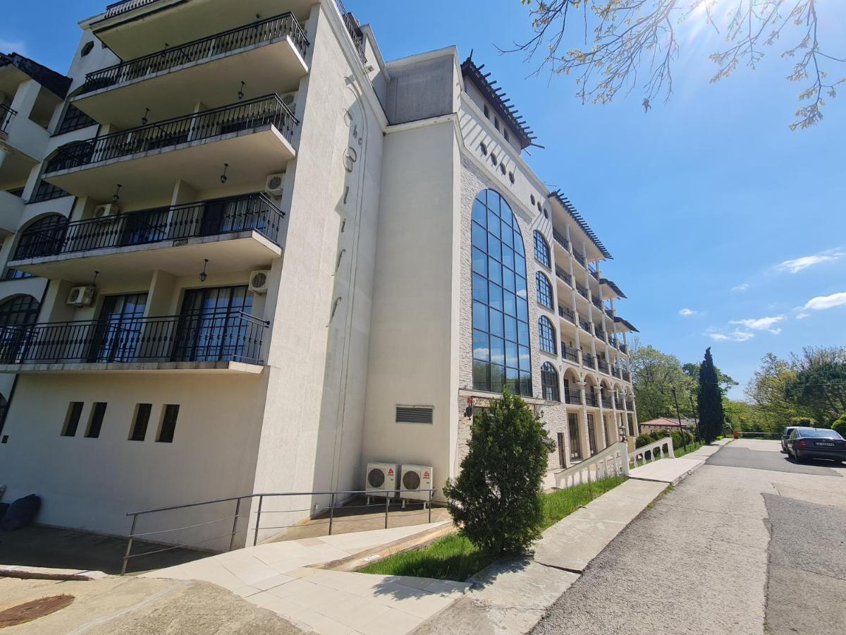 Apartment Almi - The Cliff Obzor Exterior photo